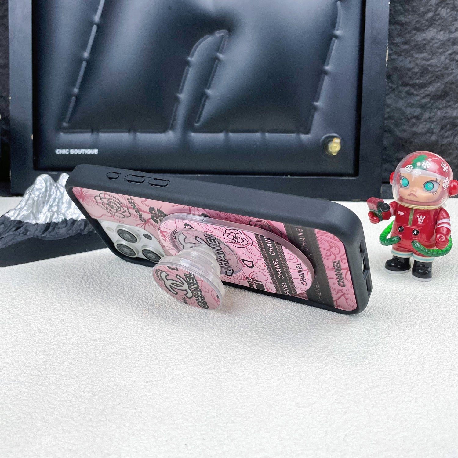 Magnetic Phone Grip Stand – Adjustable Holder for iPhone & Cases
