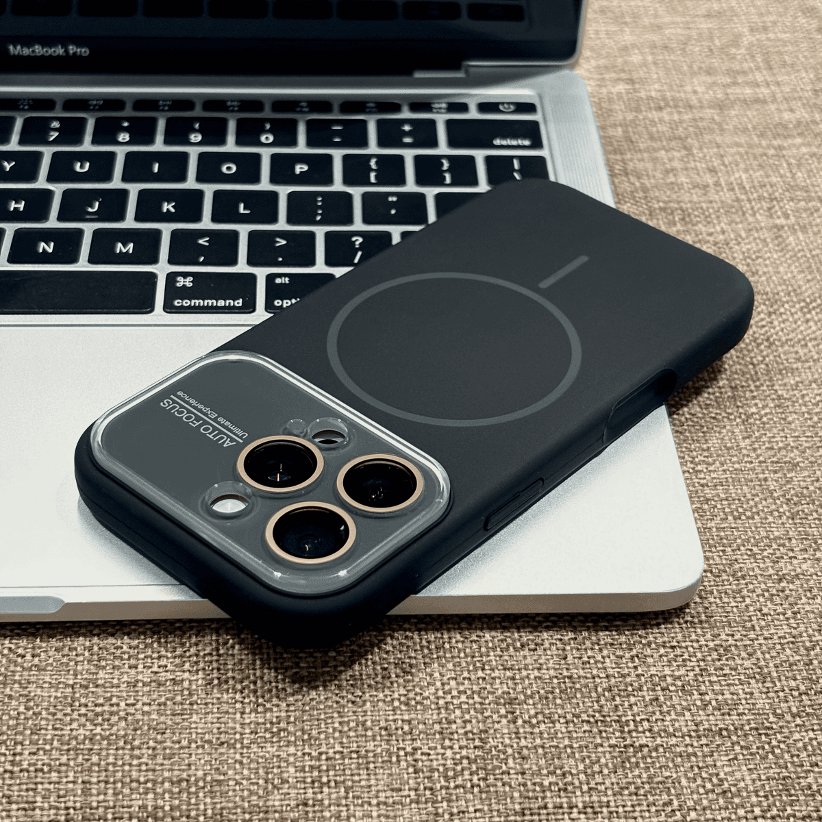 Matte Anti-Fingerprint iPhone Case – Dust-Resistant, Magnetic Slim Fit (MagSafe Compatible)